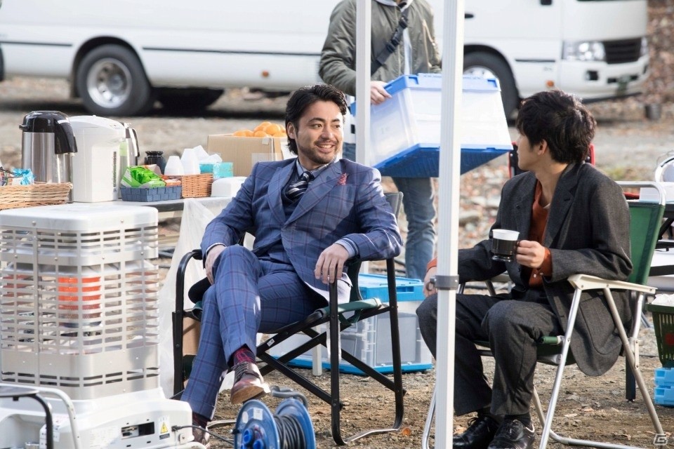 山田孝之さんが本気のごっこ遊びを後輩に見せつけるTVCM「山田、全力のモンハンワールドごっこ」篇が1月19日よりオンエアの画像2