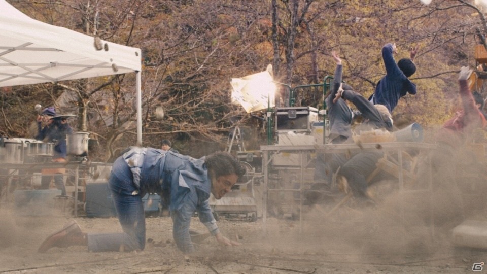 山田孝之さんが本気のごっこ遊びを後輩に見せつけるTVCM「山田、全力のモンハンワールドごっこ」篇が1月19日よりオンエアの画像3