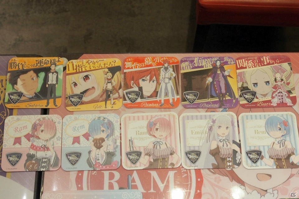 E・M・Tなオリジナルメニューやグッズが堪能できる！エミリア役