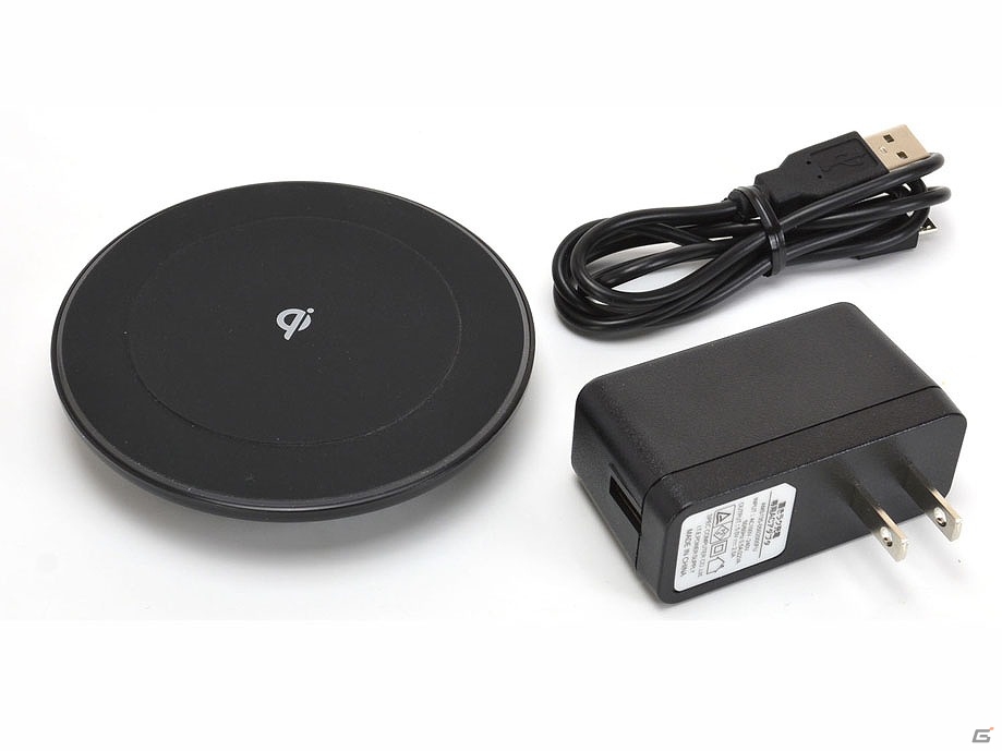 スマホやゲーム周辺機器が1つのボードでワイヤレス充電可能！「置きラク充電ボード」が発売の画像3
