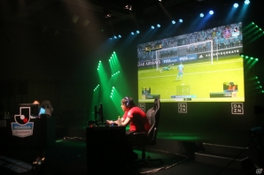Jリーグが主宰する初のeスポーツ大会「明治安田生命eJ.LEAGUE」の決勝トーナメントが開催―かーる選手（浦和レッズ）が初代王者に！の画像15