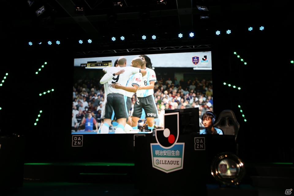 Jリーグが主宰する初のeスポーツ大会「明治安田生命eJ.LEAGUE」の決勝トーナメントが開催―かーる選手（浦和レッズ）が初代王者に！の画像9