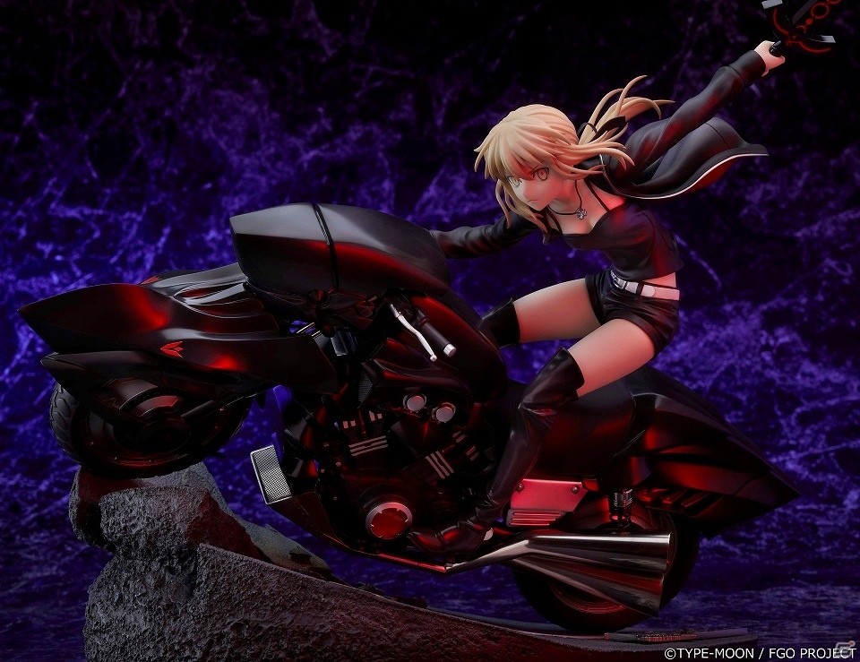 キュイラッシェ・ノワールを駆る「アルトリア・ペンドラゴン〔オルタ〕」が立体化！の画像1
