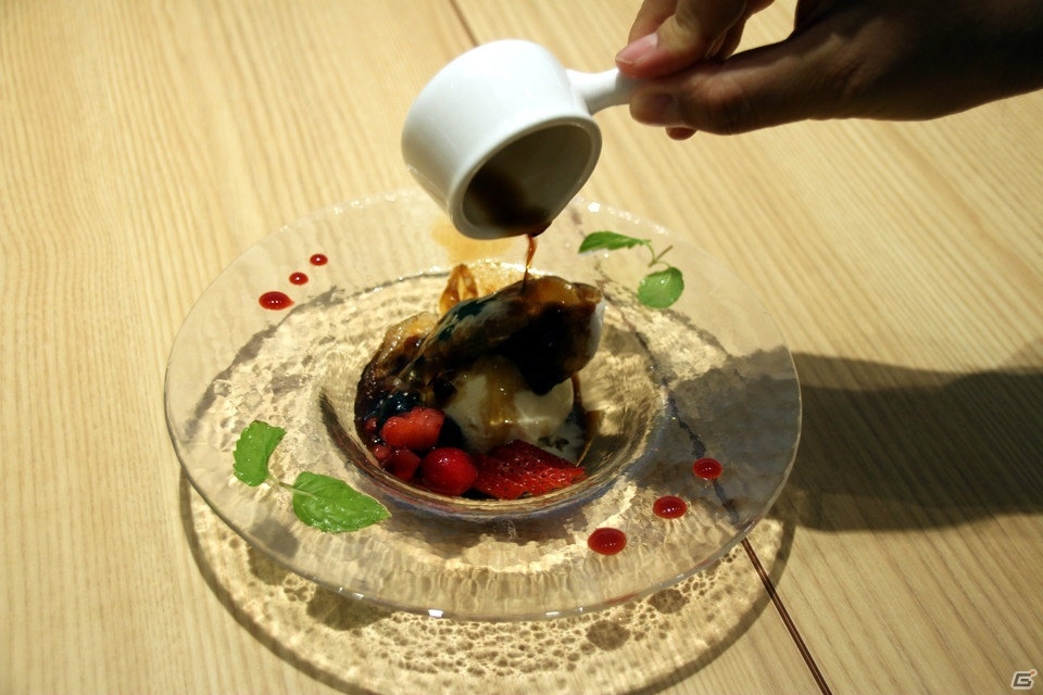 「逆転裁判」×カプコンカフェ、コラボ開催！試食会の模様をお届け＆グッズ情報もの画像9