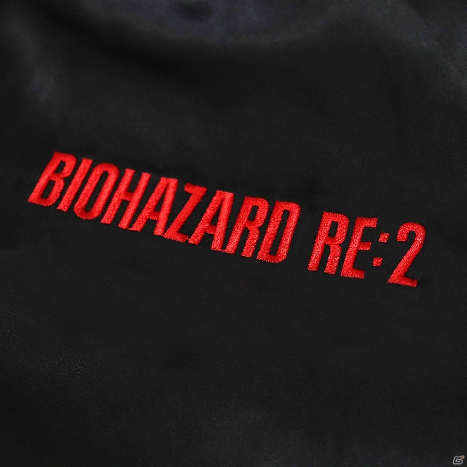 「バイオハザード RE:2」のR.P.D.とMade in heaven2種のデザインを配したリバーシブルスカジャンが12月下旬に発売！の画像7