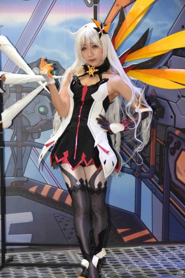 ゲームキャラクターの衣装を身にまとい会場を盛り上げた美人コンパニオンを写真で紹介：前編【G-STAR2018】の画像14
