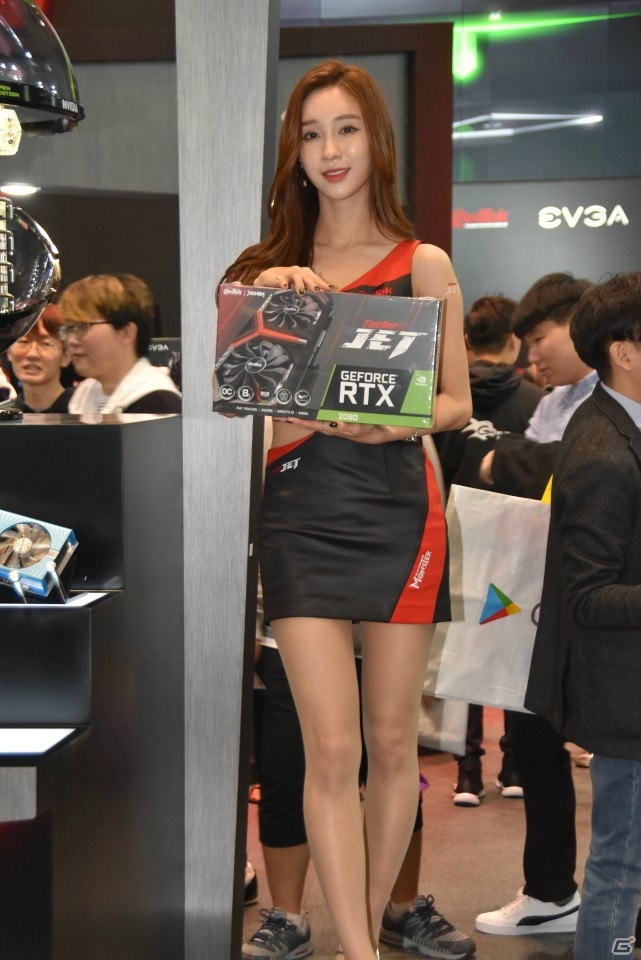 ゲームキャラクターの衣装を身にまとい会場を盛り上げた美人コンパニオンを写真で紹介：前編【G-STAR2018】の画像16