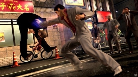 PS4版「龍が如く4 伝説を継ぐもの」登場する4人の主人公たちのバトルシステムを紹介！の画像1