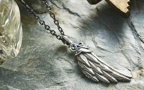 ドラゴンクエスト シルバーアクセサリー「キメラのつばさ」が発売決定！羽根一枚一枚の立体感まで精巧に再現