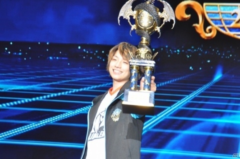 決勝戦では100万ドルの“ポセイドン”が炸裂！日本のふぇぐ選手が世界一に輝いた「Shadowverse World Grand Prix 2018」をレポートの画像23