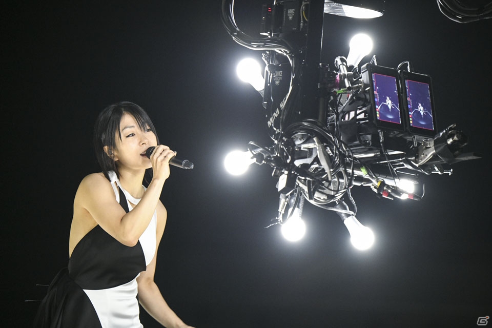「Hikaru Utada Laughter in the Dark Tour 2018 - “光” ＆ “誓い” - VR」PS Plus加入者向けに“光”が先行配信の画像4
