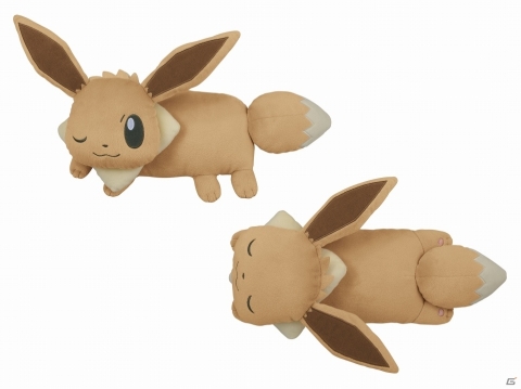 枕やクッションなどイーブイグッズ「Pokémonlife with EIEVUI」が2019年1月上旬より順次登場の画像2