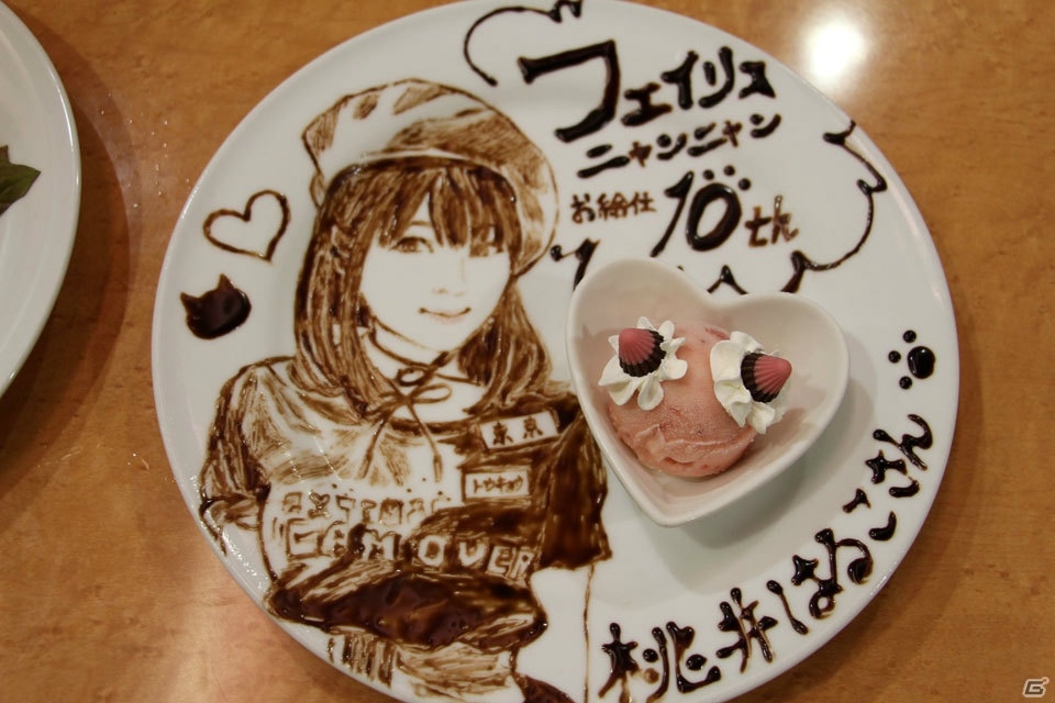 モモーイが人生初のケチャップアートに挑戦！「フェイリスニャンニャンお給仕10周年記念」イベントレポートの画像9