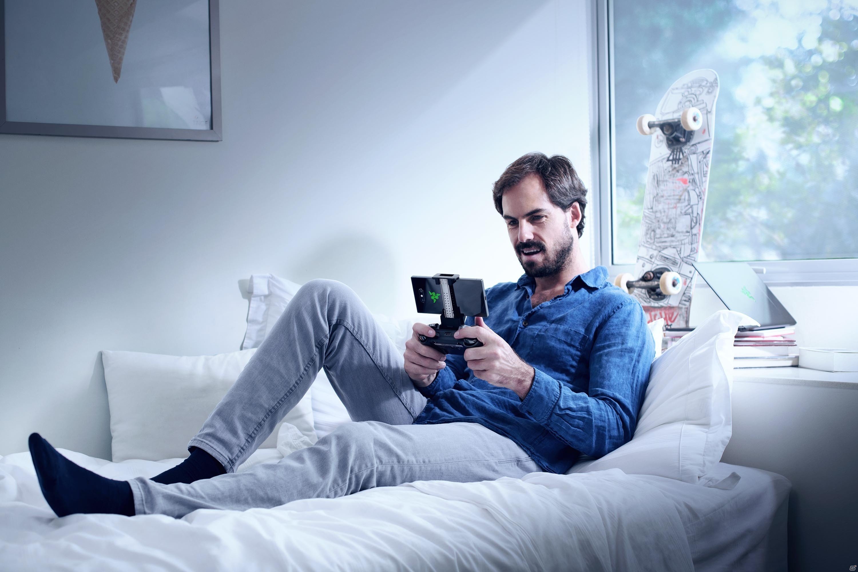 PCとAndroidで使えるゲームパッド型コントローラー「Razer Raiju Mobile」が6月14日に発売！の画像2