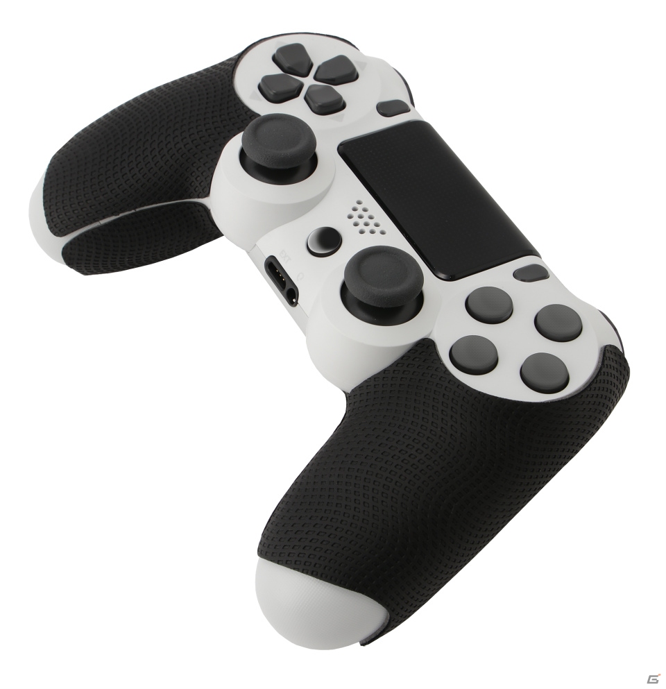 PS4専用の超薄型コントローラーグリップシート「PRIGMA AIMING GRIP＋」が6月7日に発売！の画像1
