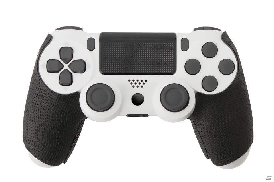 PS4専用の超薄型コントローラーグリップシート「PRIGMA AIMING GRIP＋」が6月7日に発売！の画像2