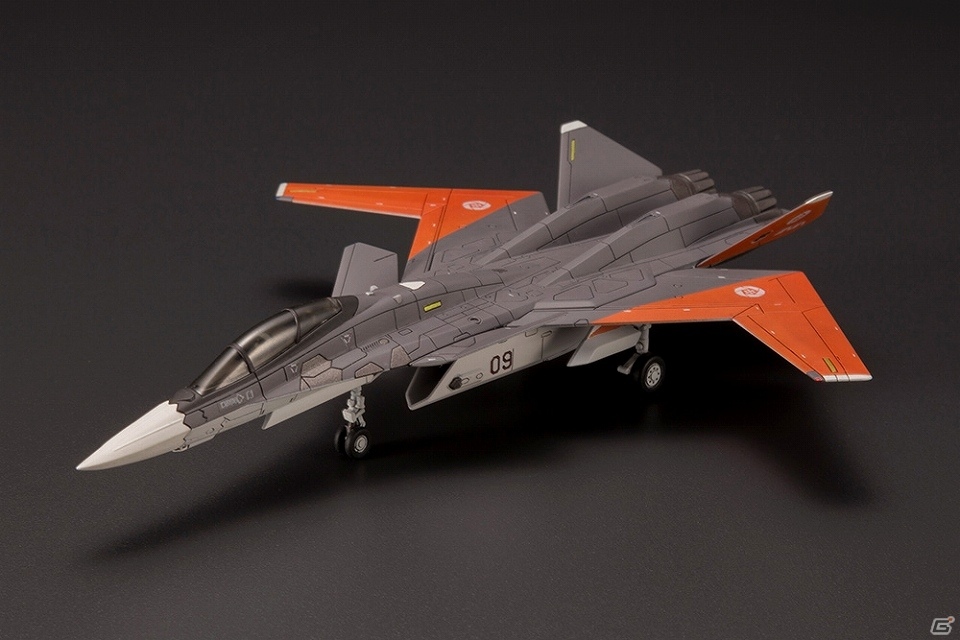 「エースコンバット7 スカイズ・アンノウン」より「X-02S」のプラモデルが2019年11月に発売！の画像1