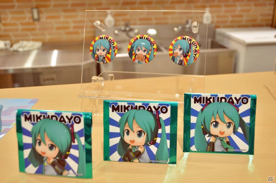 秋葉原で新たにオープンする「Akib@ko」で行われる「初音ミク Project DIVA 10周年展」の内覧会をレポートの画像17
