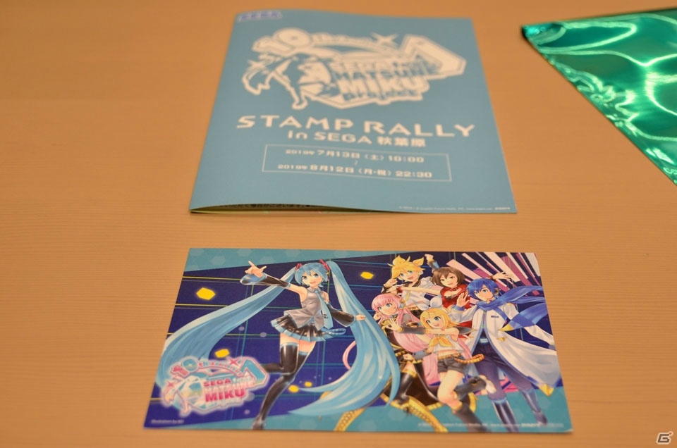 秋葉原で新たにオープンする「Akib@ko」で行われる「初音ミク Project DIVA 10周年展」の内覧会をレポートの画像23