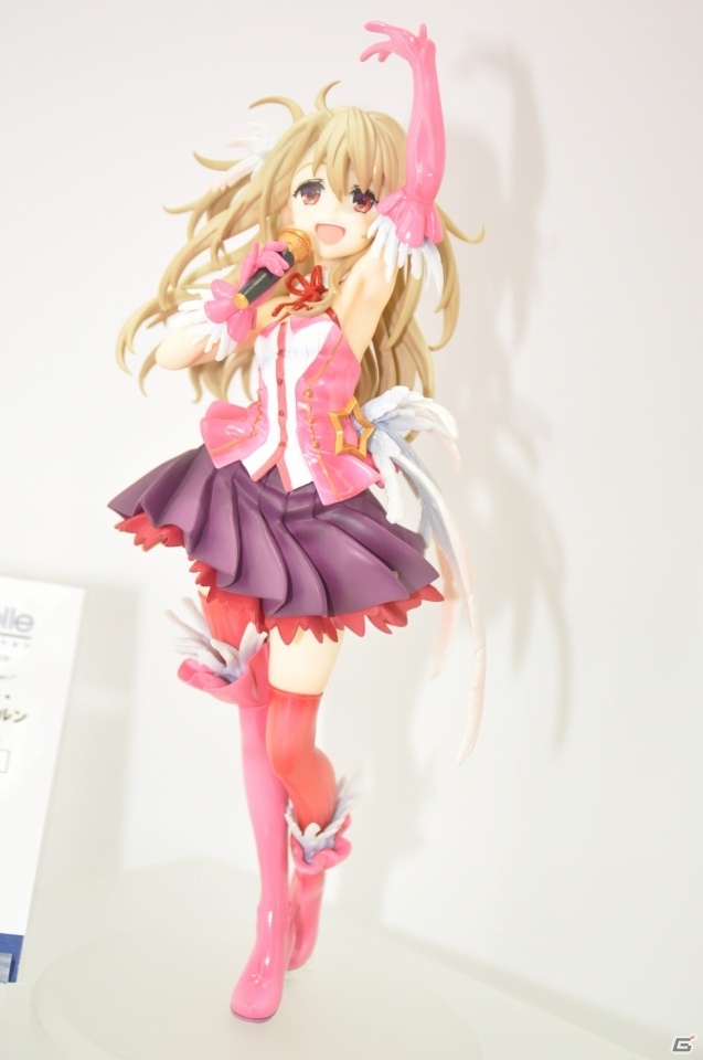 【WF2019夏】和風な衣装を纏ったセイバーオルタの原型が展示！KADOKAWA 電撃ホビーウェブなど企業ブースをフォトレポの画像13