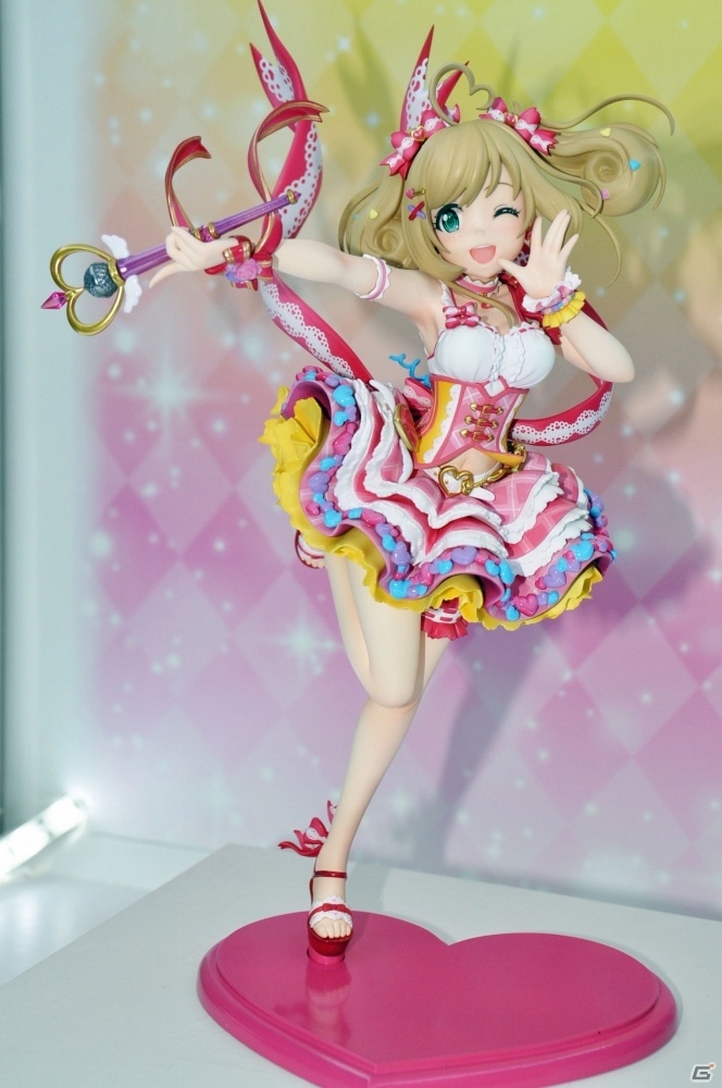 【WF2019夏】和風な衣装を纏ったセイバーオルタの原型が展示！KADOKAWA 電撃ホビーウェブなど企業ブースをフォトレポの画像54