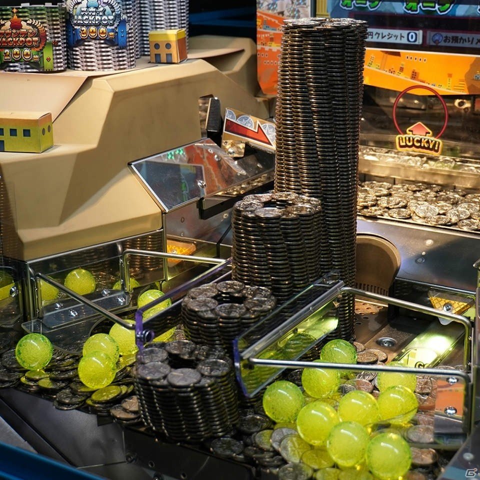 メダルプッシャーゲーム「バベルのメダルタワーW！」が本日より全国で