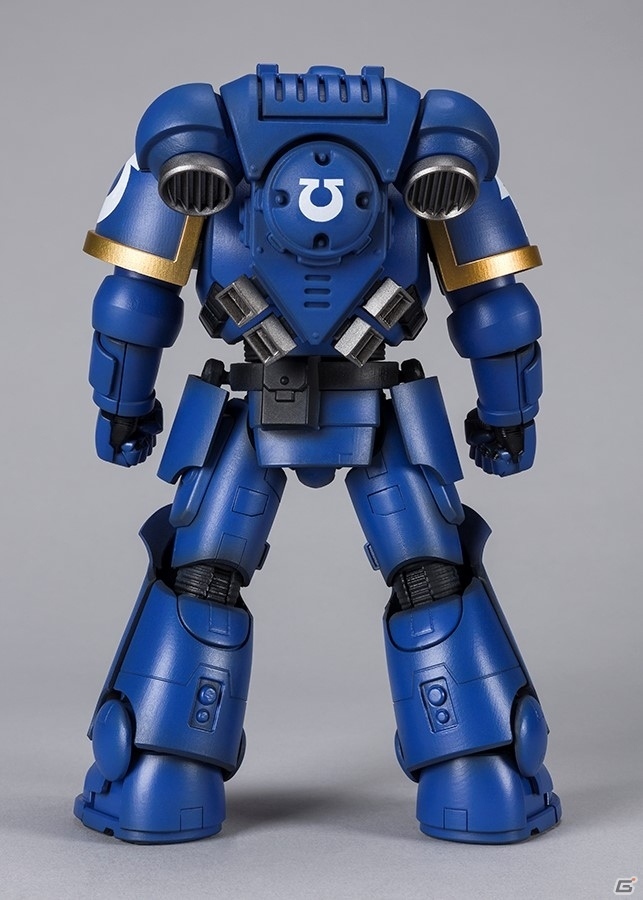 WARHAMMER 40,000」スペースマリーンのアクションフィギュアが10