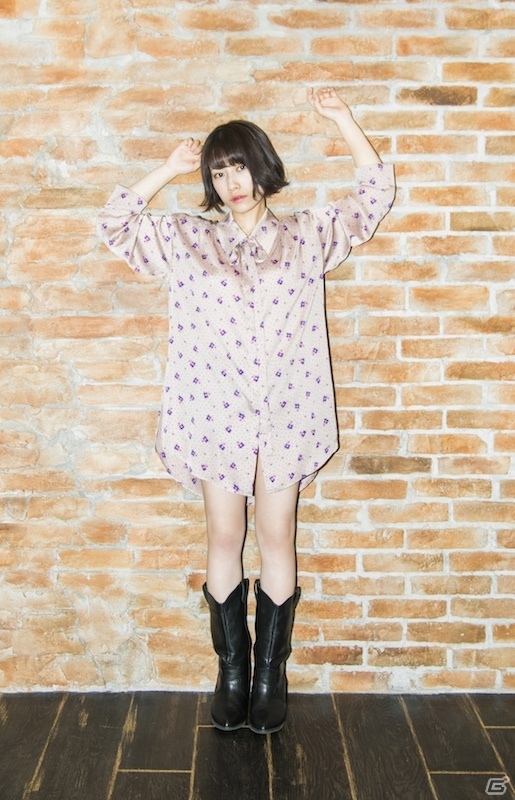 佐々木李子さんのミニアルバム＆シングル「カーテンコールを揺らして」が11月20日に発売！の画像1