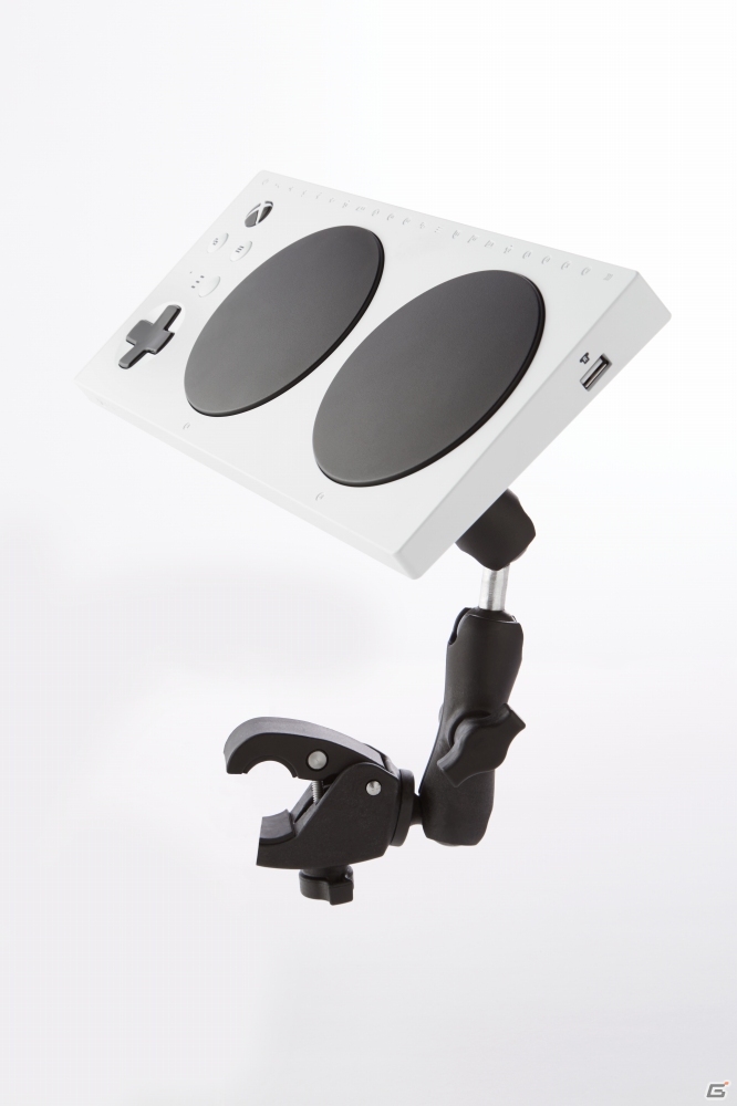 重い障碍のある方でもゲームを楽しめるコントローラー「Xbox Adaptive Controller」が数量限定で発売の画像12