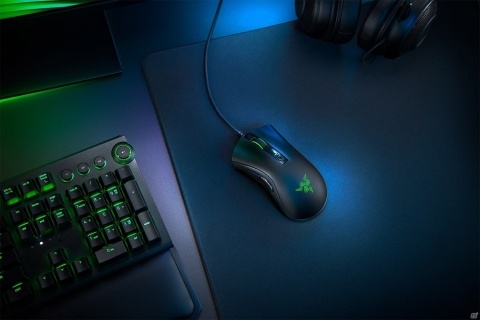 Razerのゲーミングマウス「DeathAdder V2」が1月24日に発売！多機能でコストパフォーマンスも高い「Basilisk V2」も登場の画像1