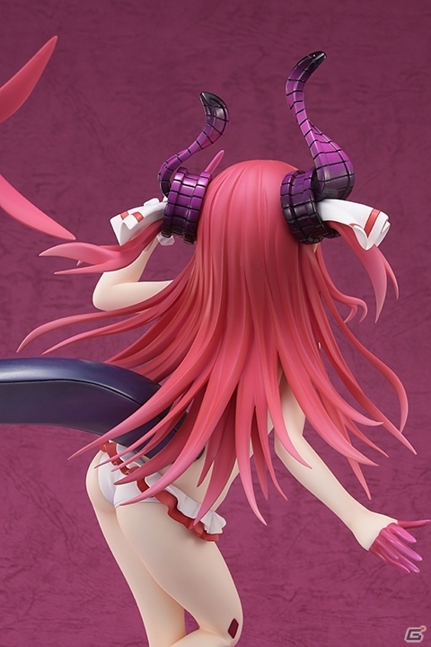「Fate/EXTELLA LINK」エリザベートがDLC水着衣装「渚の鮮血魔嬢」をまとって立体化！の画像6