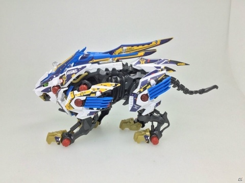 「PSO2」と「ゾイドワイルド」がコラボした「ZW01ワイルドライガー」が3月5日に発売決定！の画像2