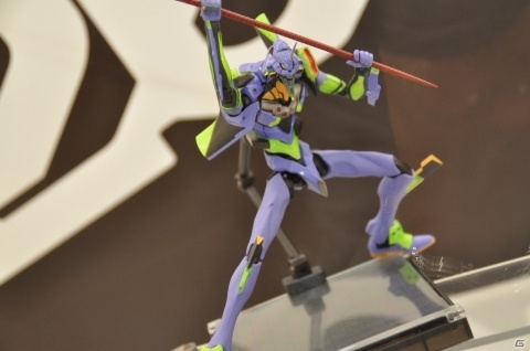 「鬼滅の刃」のフィギュアやグッズが多数登場！「アイマス」シリーズの新作フィギュアも展示されたあみあみブースなどを紹介【WF2020冬】の画像1