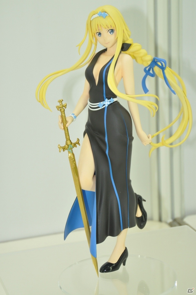 レムがクリスタルドレス姿の巨大フィギュアで展示！「リゼロ」や「バンドリ！」など人気作が展示されたボークスやセガブースをレポート【WF2020冬】の画像36