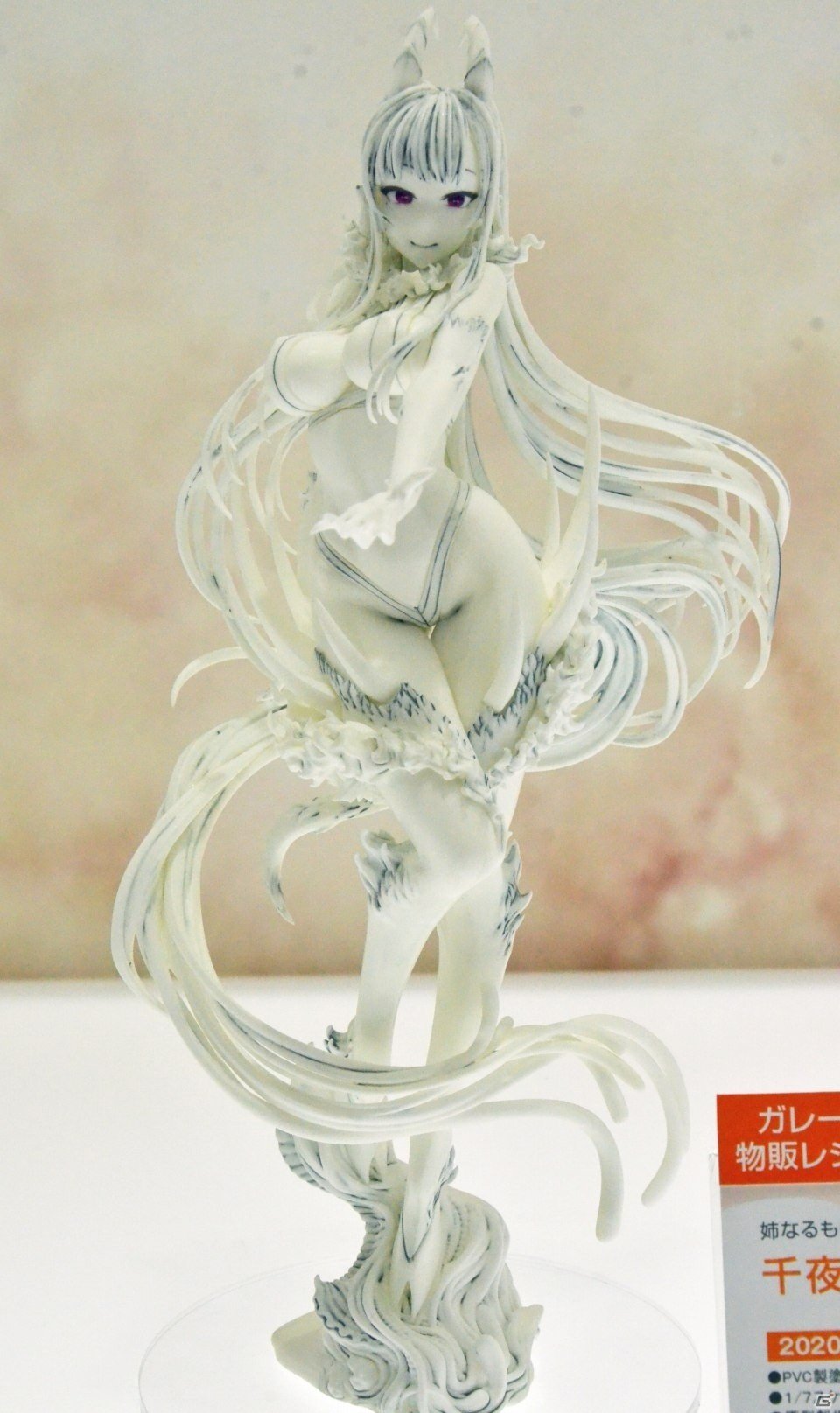 「SSSS.GRIDMAN」立花とアカネがチアガール姿で登場！EVANGELION 2020やキューズQブースなどを紹介【WF2020冬】の画像58