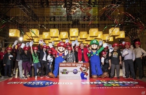 ニューヨークに“ハテナブロック”が突如出現！「SUPER NINTENDO WORLD」グローバル・イベントのレポートが到着の画像1