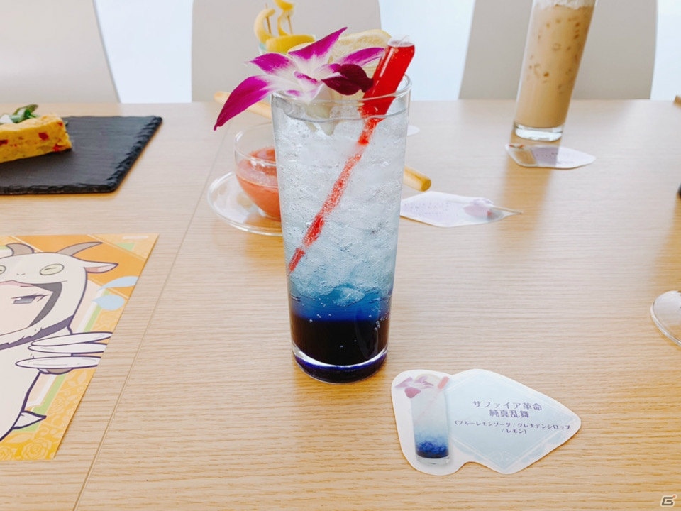 「プリパラ」セレブリティなカフェに語尾は不要！「紫京院ひびき“ホワイトデーディナーショー”コラボカフェ」内覧会の模様をレポートの画像20