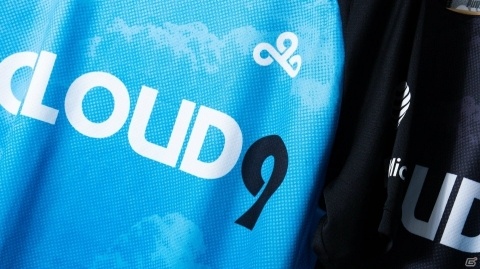 米国のeスポーツチーム「Cloud9」のユニフォームやパーカーが3月12日より販売開始！の画像4