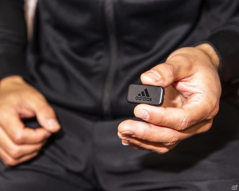 「EA SPORTS FIFA Mobile サッカー」と連動するインソール「adidas GMR」が発売！の画像11