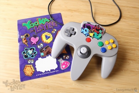 「Yooka-Laylee」ユーカとレイリーの友情バッジやぬいぐるみセット、クロマチックTシャツが登場！の画像12