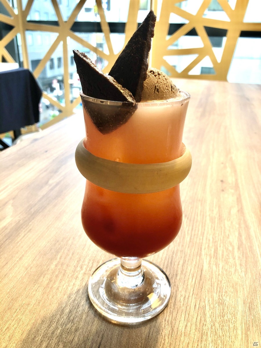 メインビジュアルを使用したアクスタは必見！「逆転裁判」コラボがカプコンカフェで7月16日から開催！試食会の模様をレポートの画像10