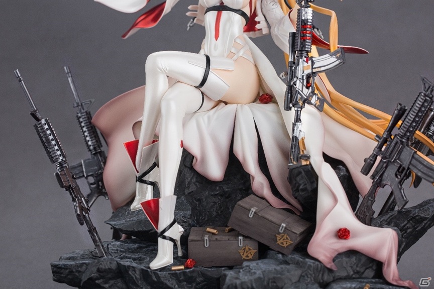 「荒野行動」エージェント・ニキシアのフィギュアセットが予約開始！衣装「聖銃女王」など4種のアイテムコードが付属の画像7