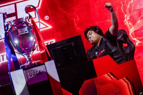 eスポーツ大会「RAGE Shadowverse 2020 Autumn GRAND FINALS powered by AQUOS」でShimon選手が優勝！の画像9