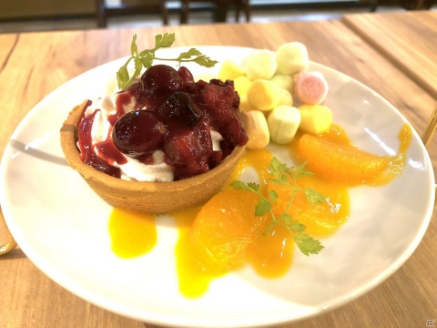 TVアニメ「憂国のモリアーティ」コラボがカプコンカフェ池袋店にて開催！ 試食会の模様をレポートの画像7