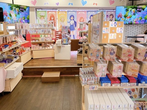 「プリティーシリーズ10周年×プリズムストーンカフェ」第3弾、りんか＆プリティーリズム・レインボーライブ内覧会レポートの画像3