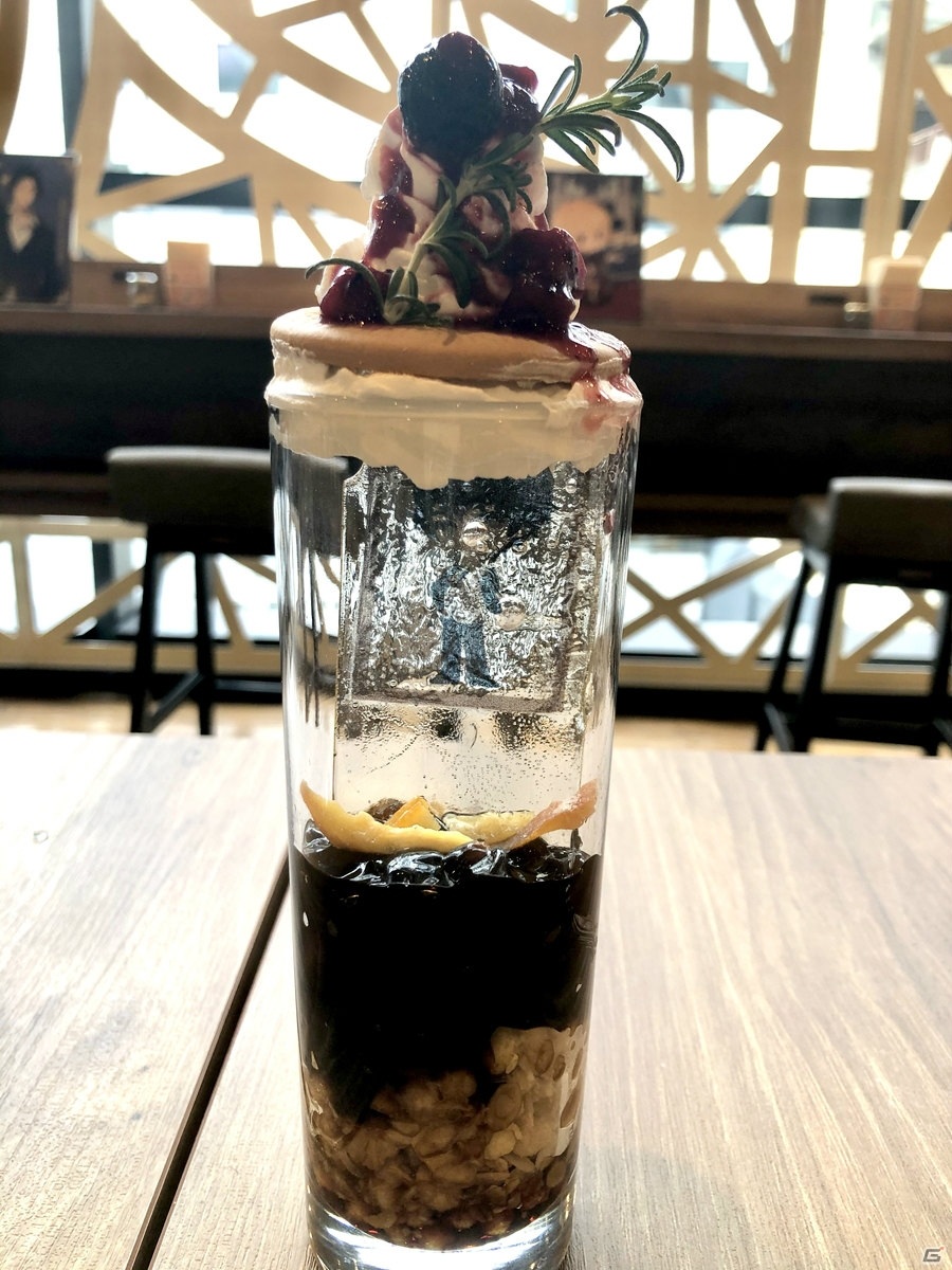 ディッシュプレートやステンドグラス風のパフェも！カプコンカフェ×「囚われのパルマ」コラボ・試食会レポートの画像15