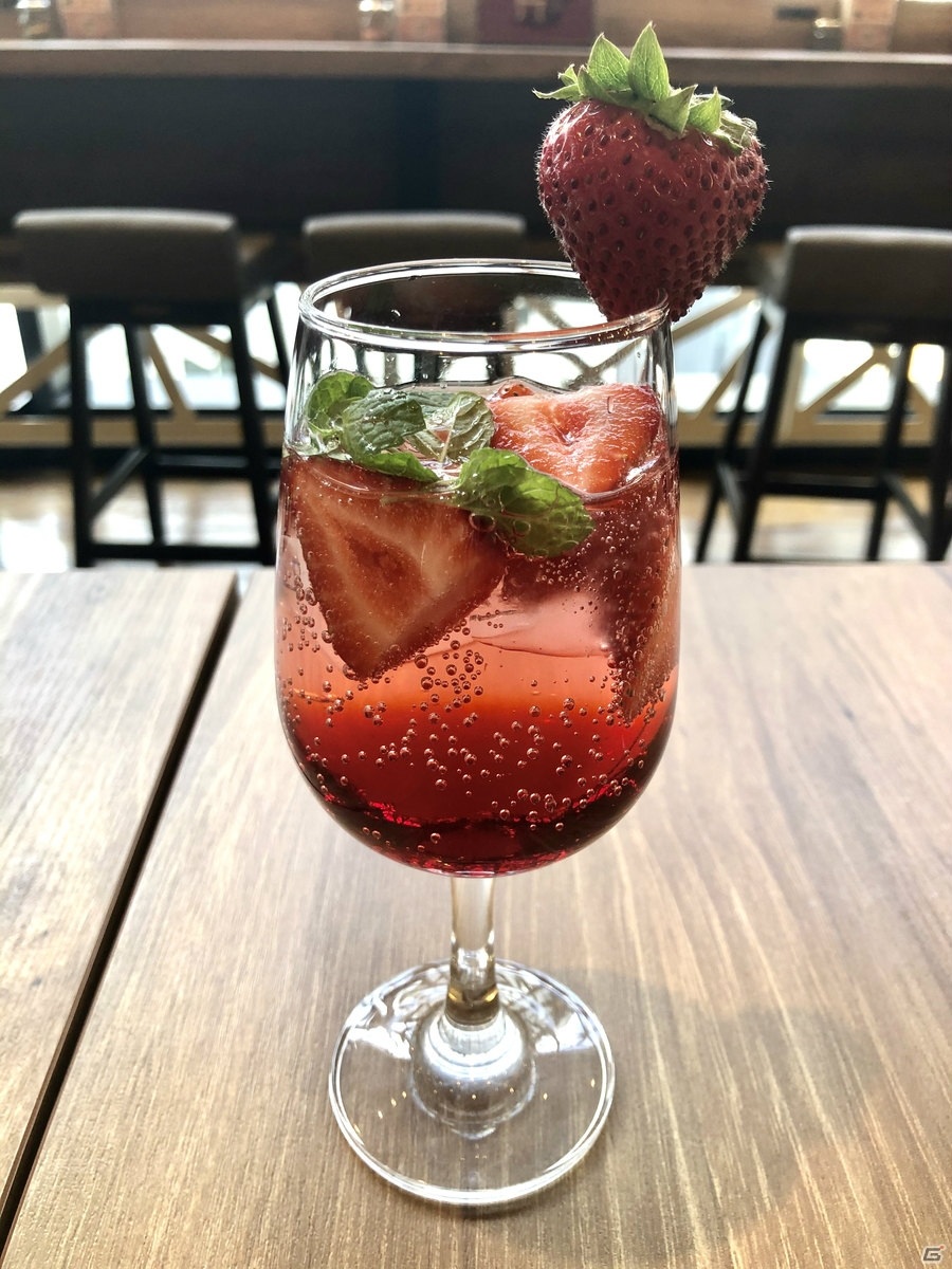 ディッシュプレートやステンドグラス風のパフェも！カプコンカフェ×「囚われのパルマ」コラボ・試食会レポートの画像20