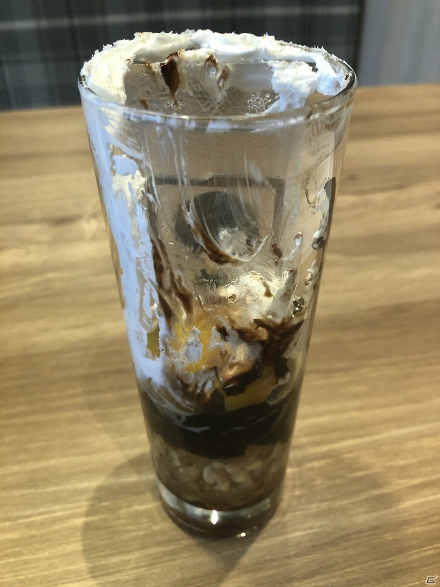 ディッシュプレートやステンドグラス風のパフェも！カプコンカフェ×「囚われのパルマ」コラボ・試食会レポートの画像29