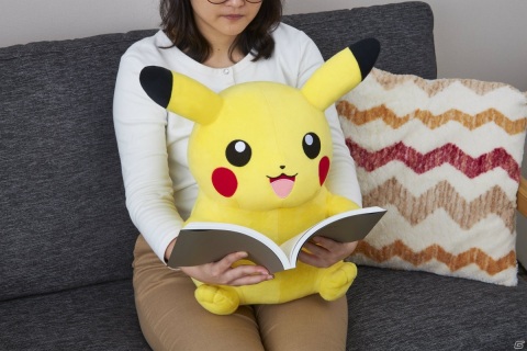 テレワークに相棒を！ピカチュウのぬいぐるみ型PCクッションとアームレストのセットが登場の画像6