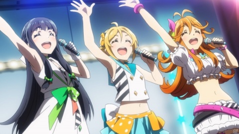 777☆SISTERSの、知られざるエピソードを描く――アニメ「Tokyo 7th シスターズ -僕らは青空になる-」レビューの画像6